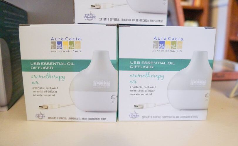 Product Highlight of the Week: Aura Cacia USB Diffusers--This portable diffuser ...