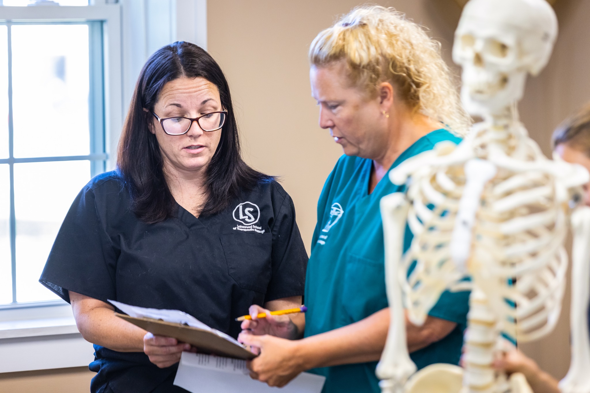 Lakewood School of Therapeutic Massage - Lakewood School of Therapeutic Massage - therapeutic massage, therapeutic massage school, massage school, massage training near me, massage training school